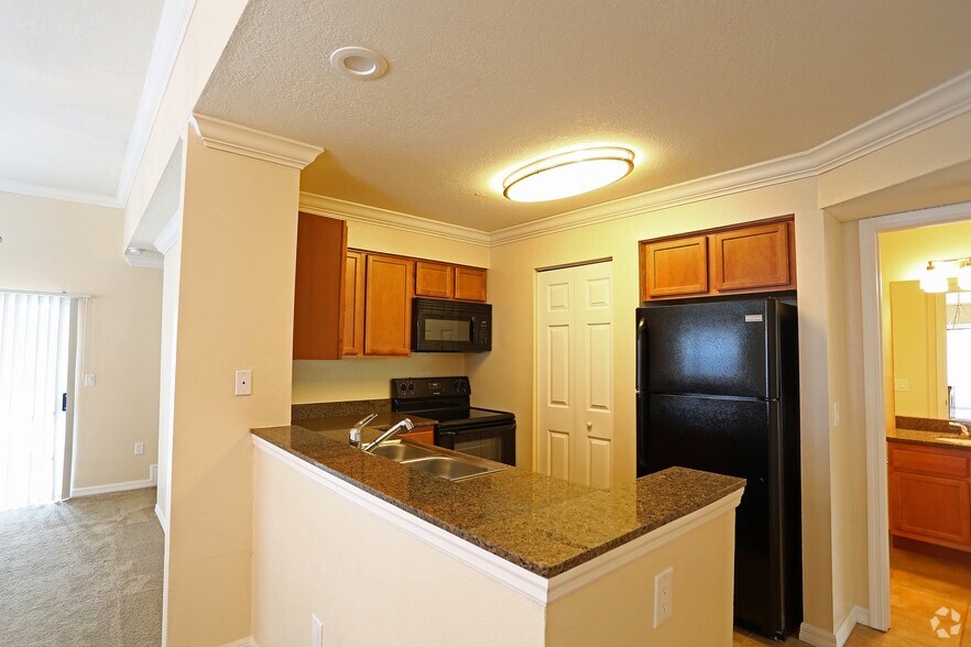 More Photos Of 115 112th Ave NE, Saint Petersburg Specialty For Sale