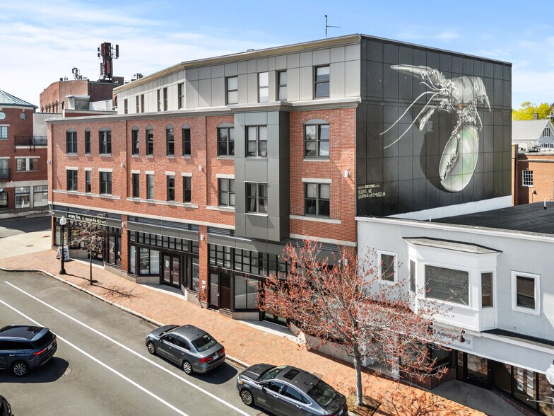 More Photos Of 206 Main St, Gloucester Apartments For Lease
