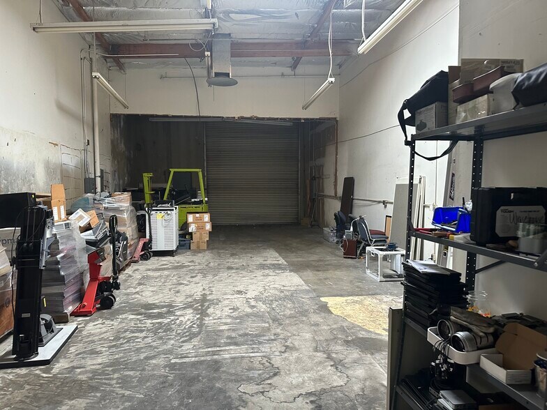 More Photos Of 3250 Monier Cir, Rancho Cordova Manufacturing For Lease