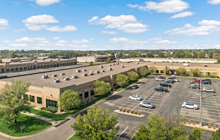 More Photos Of 5705 W Old Shakopee Rd, Bloomington Unknown For Lease