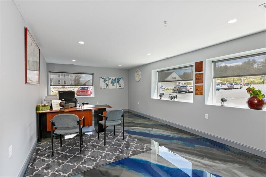 More Photos Of 409 Emerson Ave, Hampstead Industrial For Sale