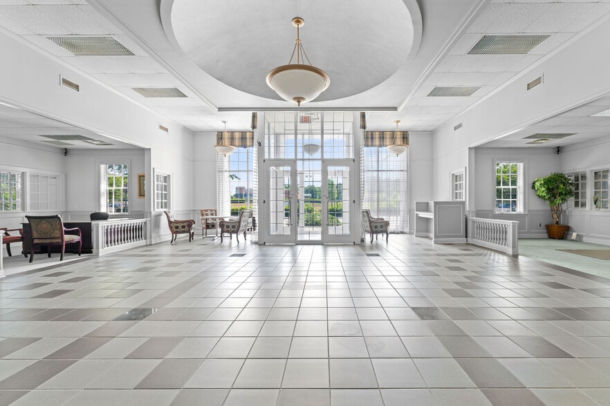 More Photos Of 8710 Hwy 69 S, Tuscaloosa Bank For Sale