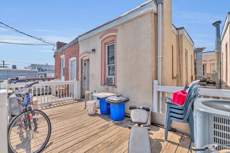 More Photos Of 3807 Pacific Ave, Wildwood Office Residential For Sale