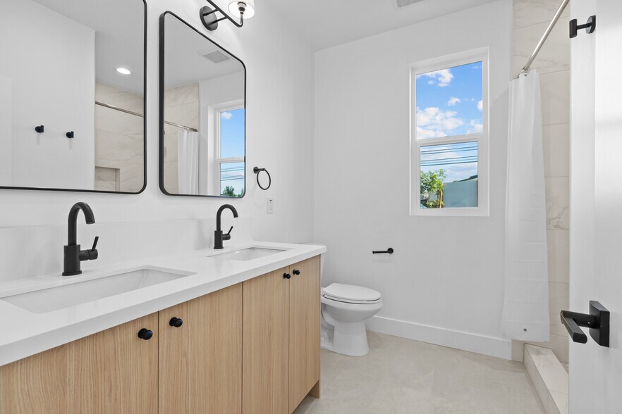 More Photos Of 4401 El Camino Ave, Sacramento Apartments For Sale