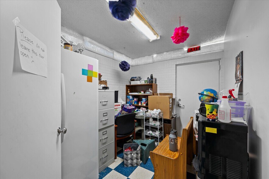 More Photos Of 160 E 4800 S, Salt Lake City Storefront Retail Office For Sale