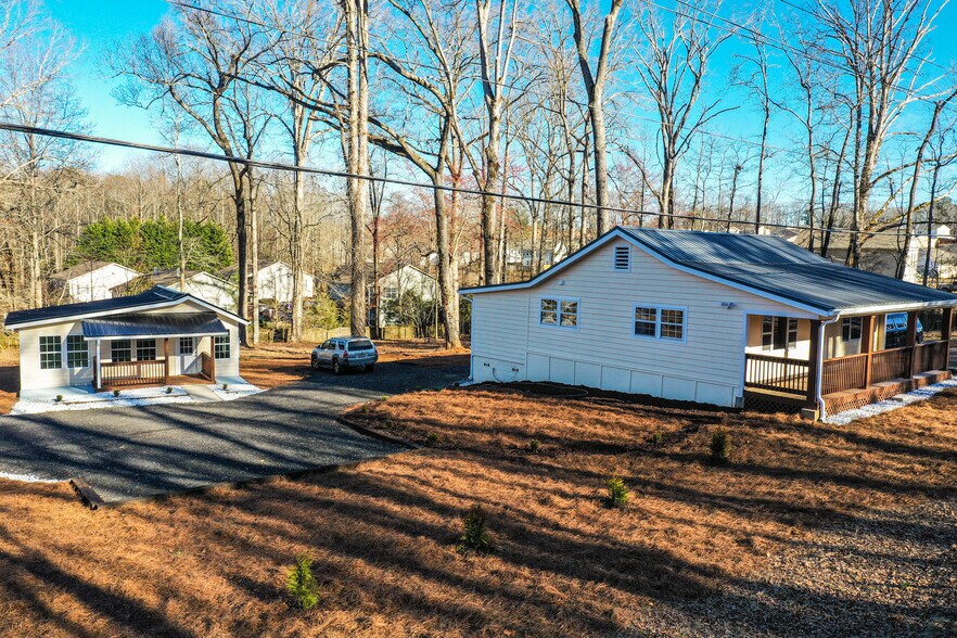 More Photos Of 643 Highway 9 S, Dawsonville Office Residential For Sale
