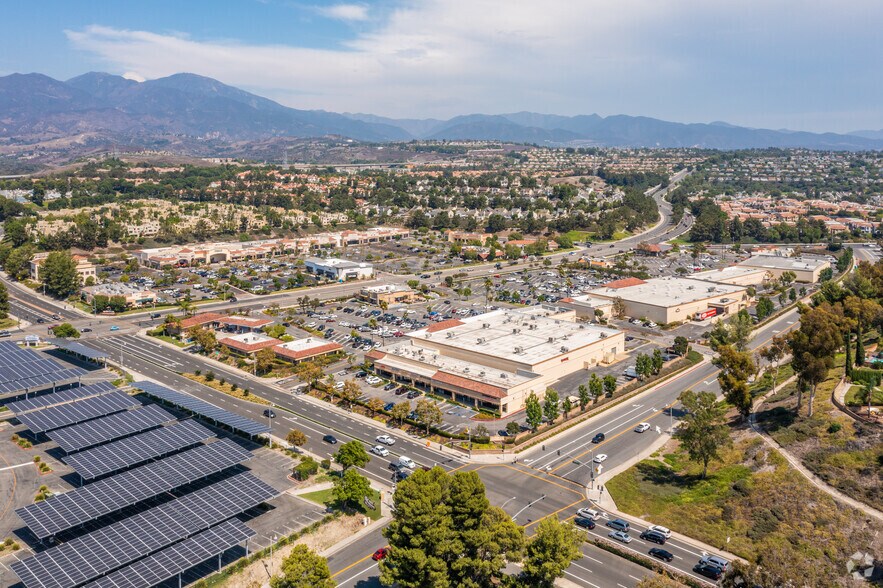 More Photos Of 27725 Santa Margarita Pky, Mission Viejo Medical For Lease