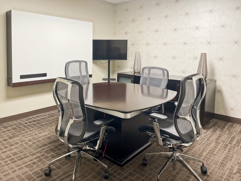 More Photos Of 999 Riverview Dr, Totowa Coworking Space