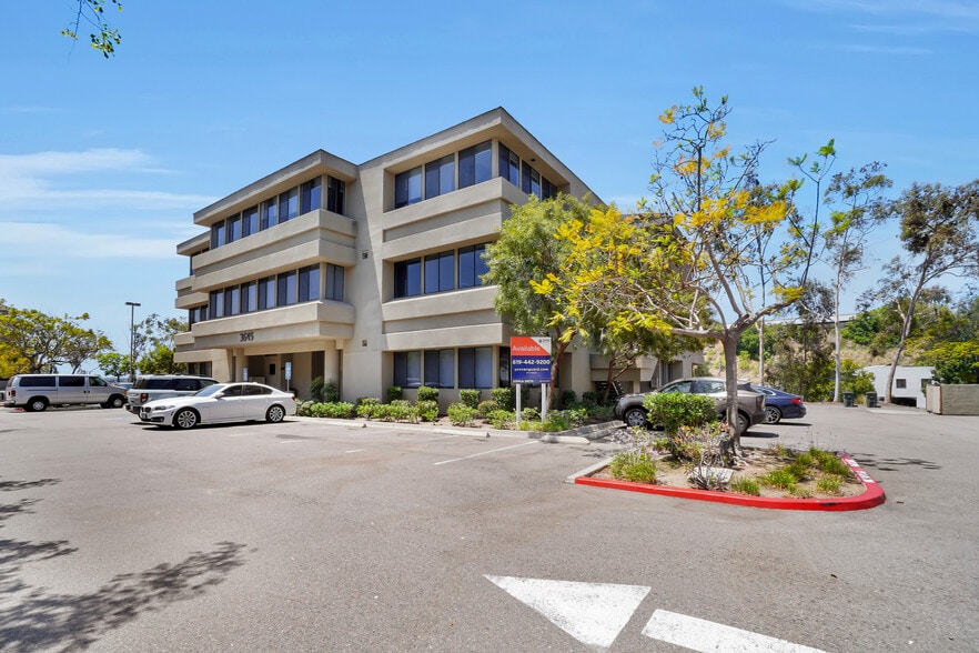 More Photos Of 3665 Ruffin Rd, San Diego Unknown For Lease