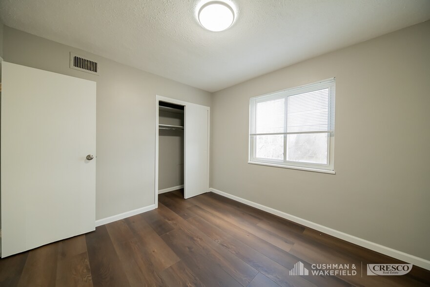 More Photos Of 20580 Lorain Rd, Fairview Park Apartments For Sale