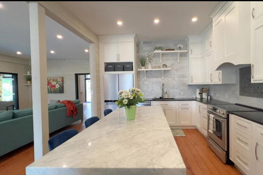 More Photos Of 156 Teaticket Hwy, Falmouth Freestanding For Sale