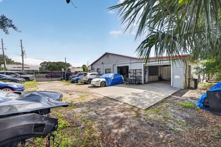 More Photos Of 800-806 W Sr 434, Longwood Auto Repair For Sale