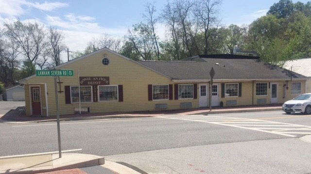 Primary Photo Of 13009-13015 9th St, Bowie General Retail For Sale