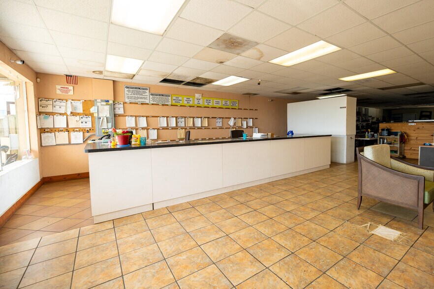More Photos Of 11832 Front Beach Rd, Panama City Beach Storefront Retail Office For Sale