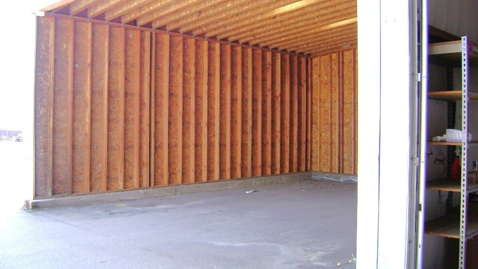 More Photos Of 325 E Happy Valley Rd, Roseburg Industrial For Sale