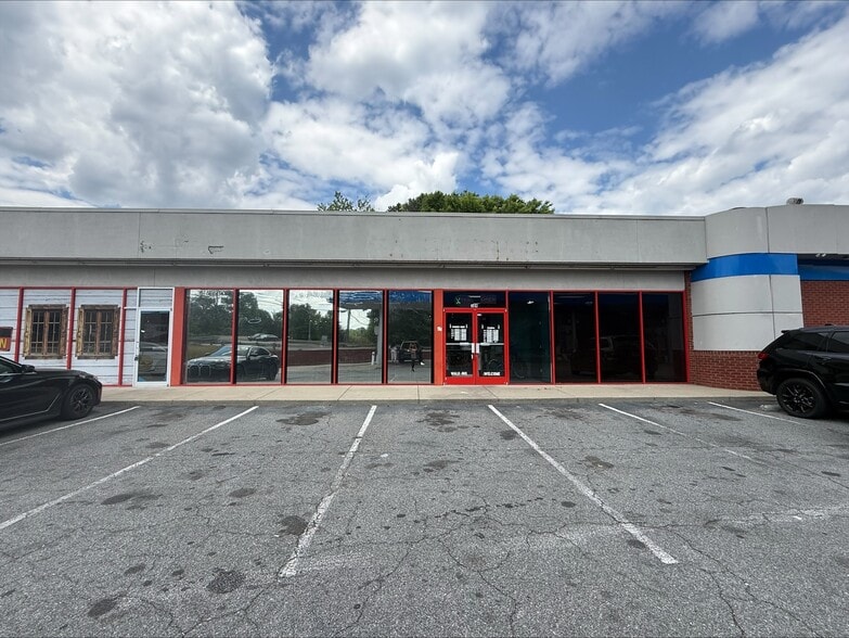 Primary Photo Of 4725 South Atlanta Rd, Smyrna Freestanding For Lease