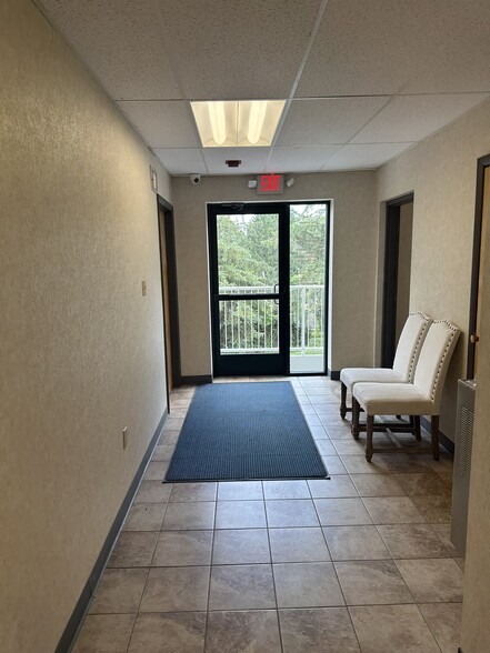 More Photos Of 2526 Monroeville Blvd, Monroeville Medical For Lease