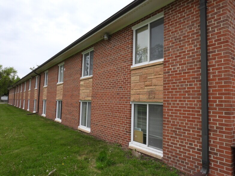 More Photos Of 315 S Grove Ave, Owatonna Schools For Sale