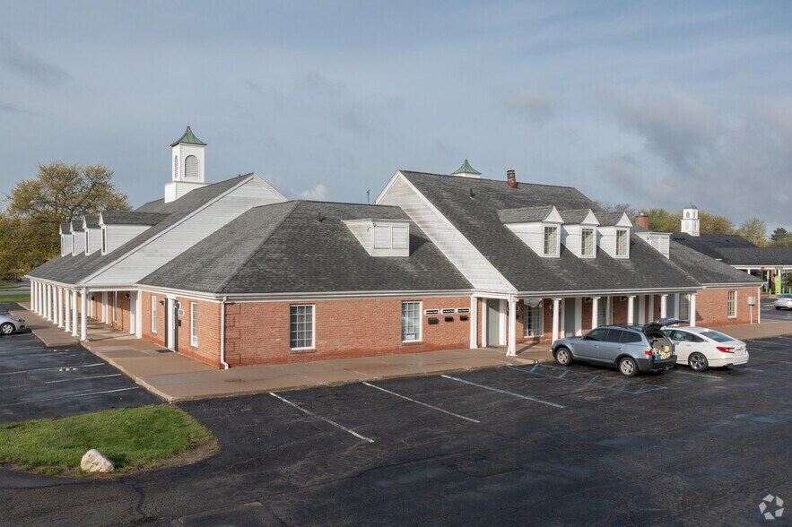 More Photos Of 1011 Sandusky St, Perrysburg Office For Lease