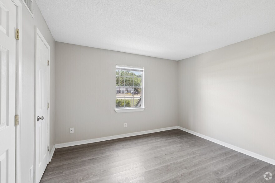 More Photos Of 6601 Old Shell Rd, Mobile Apartments For Sale