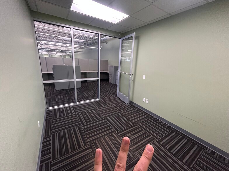 More Photos Of 826 N Martin Luther King Jr Dr, Jackson Freestanding For Sale