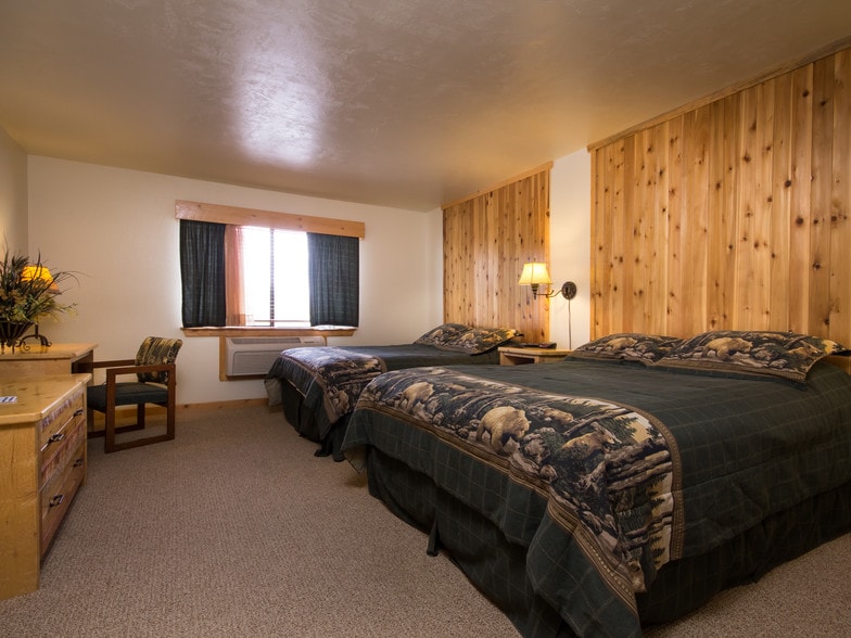 More Photos Of 10900 Hwy 65, Mesa Hotel For Sale