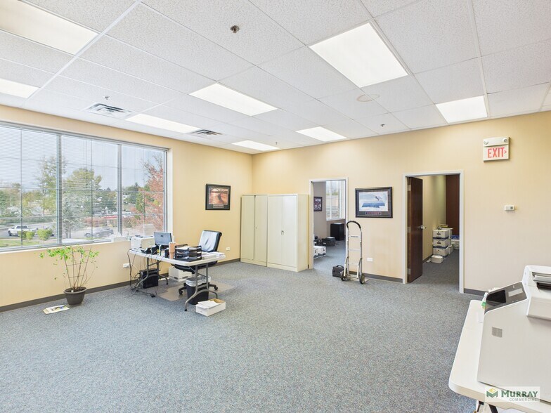 More Photos Of 40W222 Lafox Rd, St Charles Medical For Lease