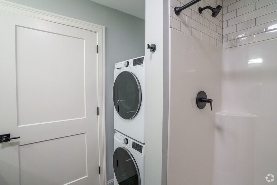 More Photos Of 25 Lowell St, Manchester Apartments For Lease