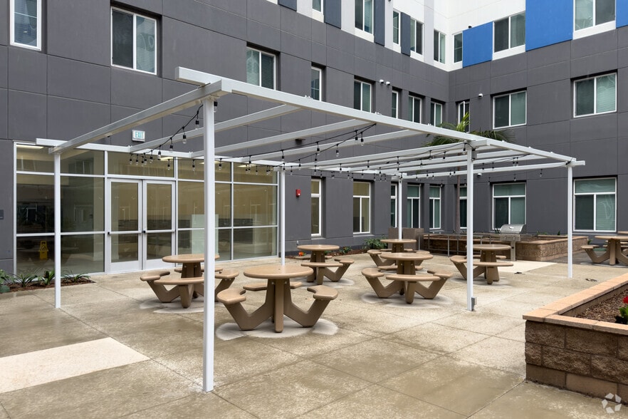 More Photos Of 10028-10082 Garden Grove Blvd, Garden Grove Apartments For Lease