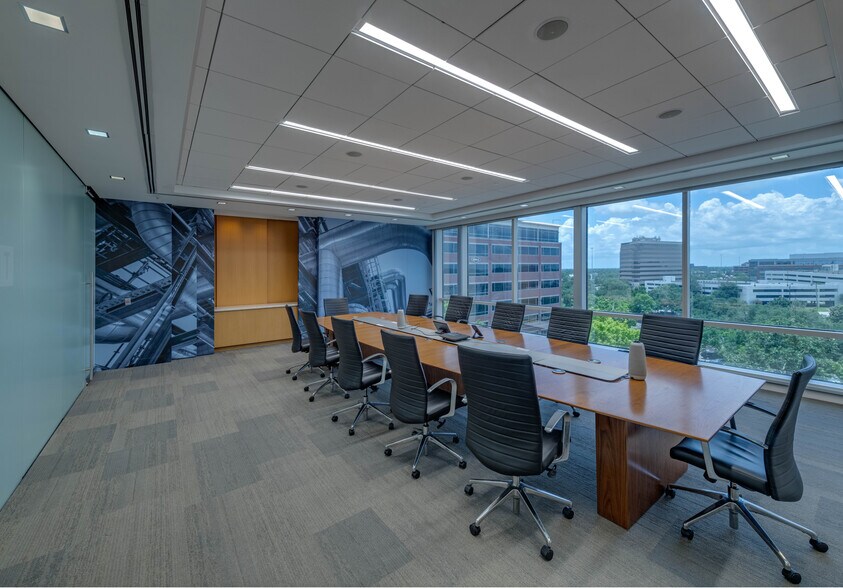 More Photos Of 13131 Dairy Ashford Rd, Sugar Land Office For Sale