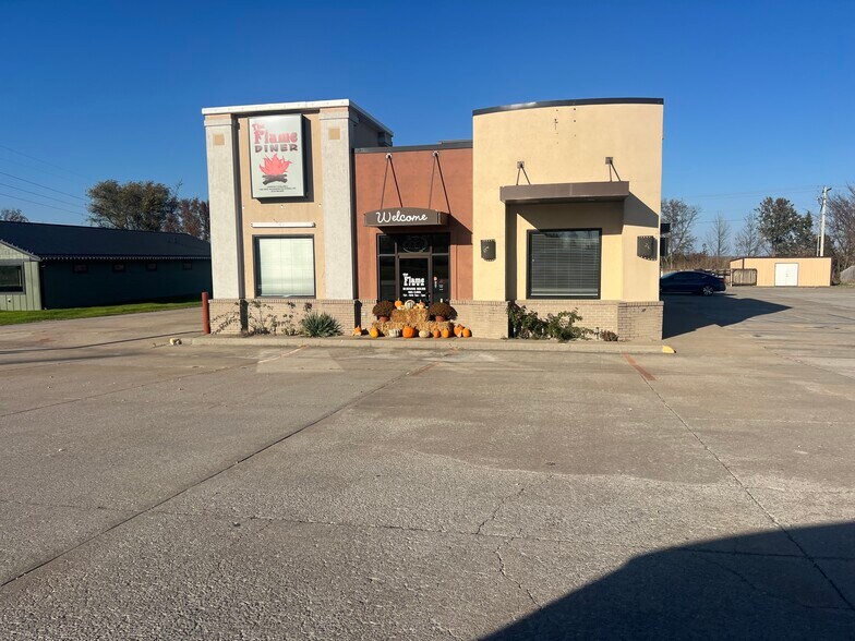 More Photos Of 1020 W Buchanan St, California Fast Food For Sale