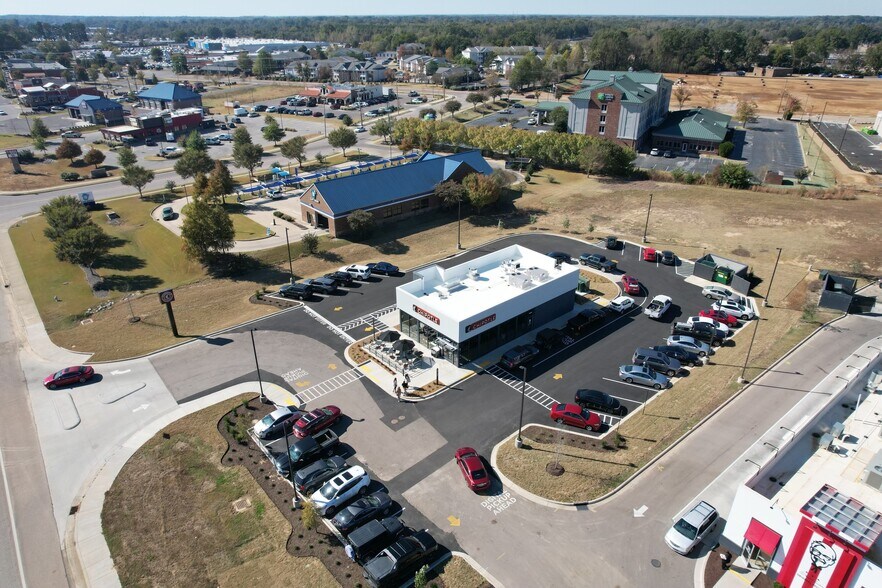 More Photos Of 8599 US Highway 51 N, Millington Fast Food For Sale