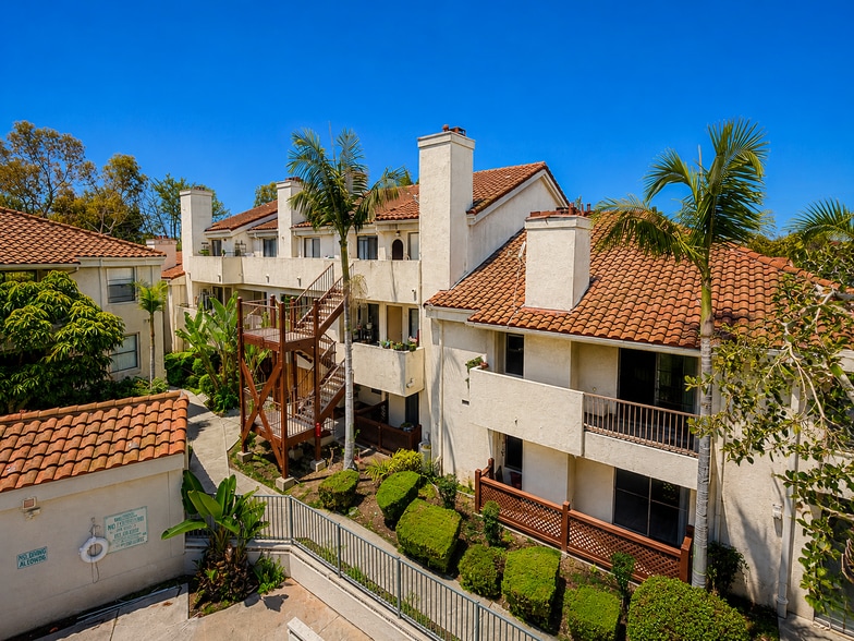 More Photos Of 13202 Downey Ave, Paramount Apartments For Sale