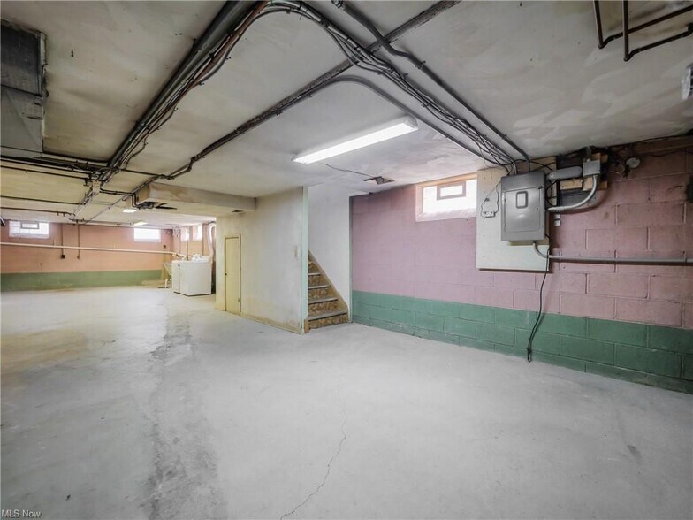 More Photos Of 31255 Lorain Rd, Cleveland Office Residential For Sale