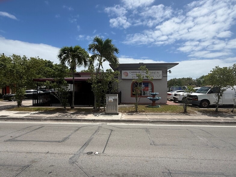 Primary Photo Of 14005 W Dixie Hwy, North Miami Restaurant For Sale
