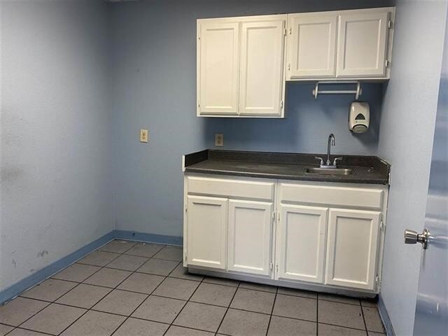 More Photos Of 14202 Atlanta Dr, Laredo Warehouse For Lease