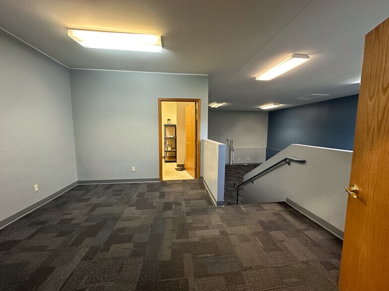 More Photos Of 4211 Division Ave, Comstock Park Office For Sale