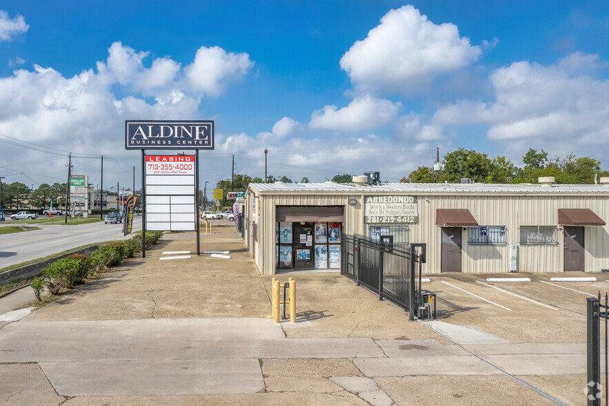 Primary Photo Of 2021 Aldine Mail Route Rd, Houston Warehouse For Lease