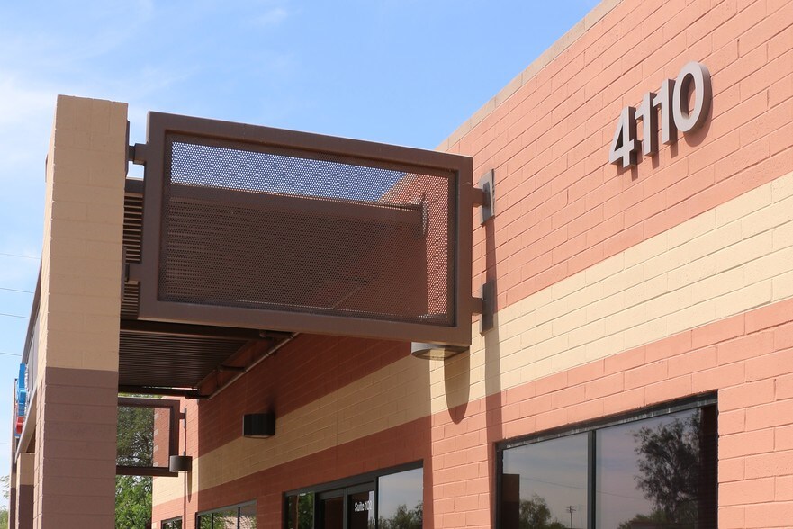 More Photos Of 4110 N 108th Ave, Phoenix Medical For Sale