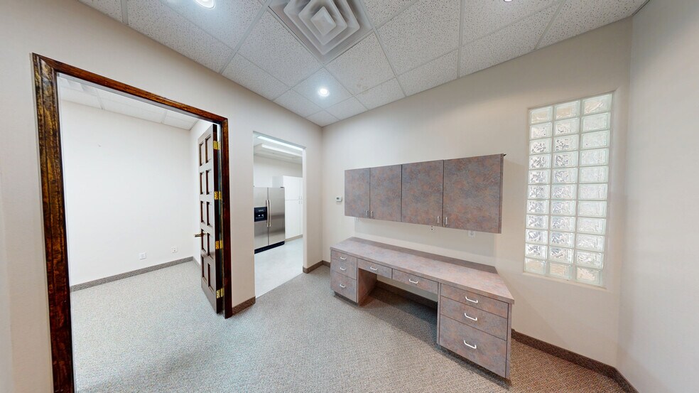 More Photos Of 54 N Pecos Rd, Henderson Medical For Lease