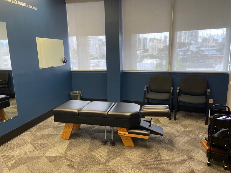 More Photos Of 1110 university Ave, Honolulu Office For Lease
