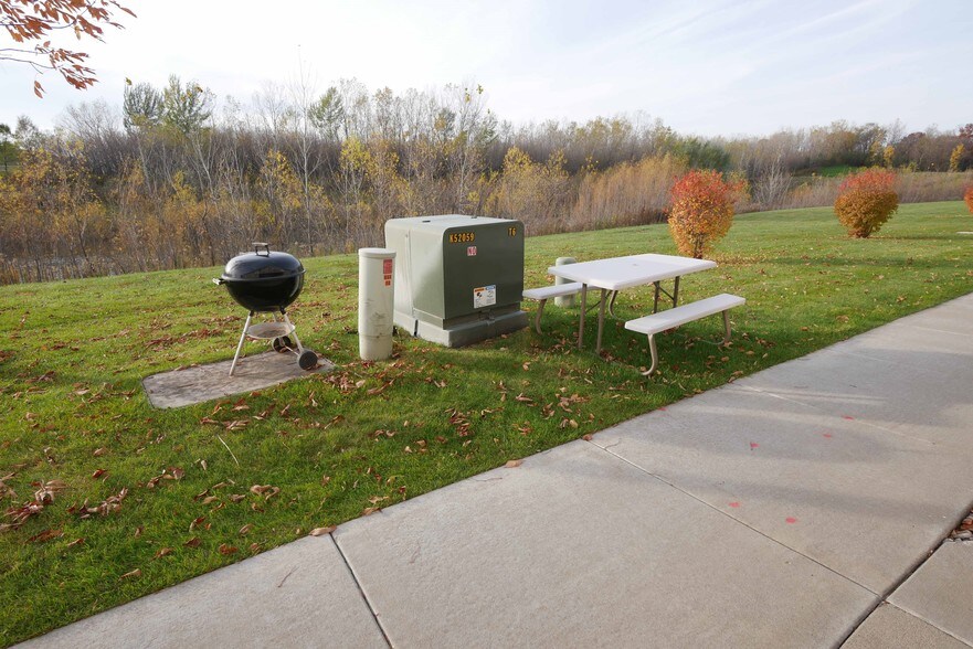 More Photos Of 11310 86th Ave N, Maple Grove Office For Sale