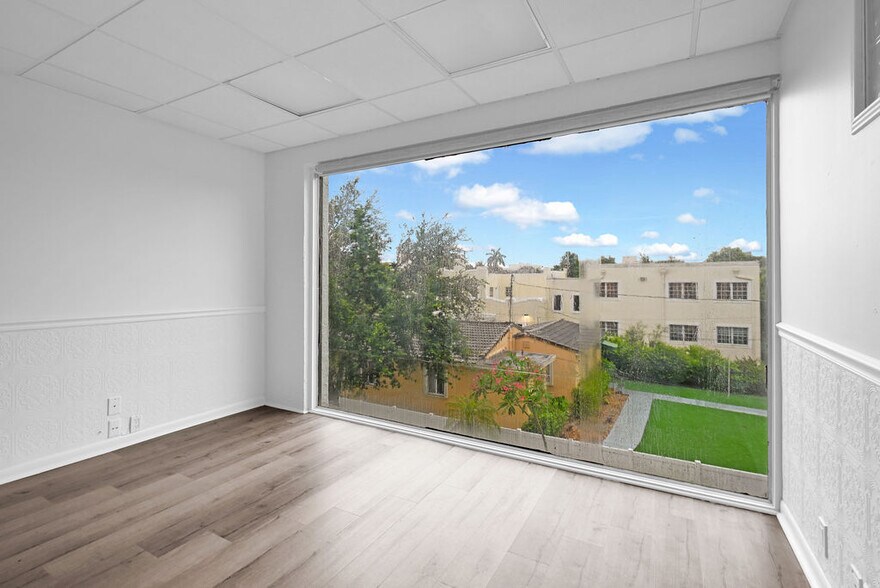 More Photos Of 150 E Davie Blvd, Fort Lauderdale Medical For Lease