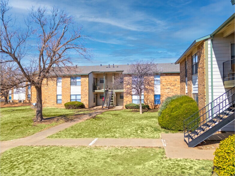 More Photos Of 2601 N Grand St, Amarillo Apartments For Sale