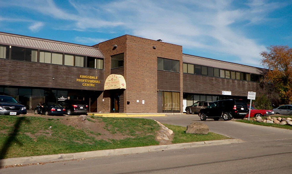 More Photos Of 9640-9644 54th Ave NW, Edmonton Office For Lease