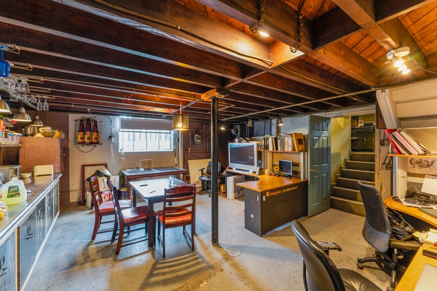 More Photos Of 246-248 Beacon Ave, Jersey City Warehouse For Sale