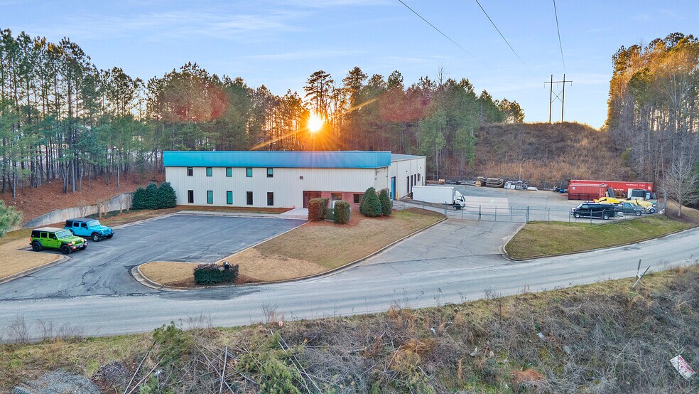 Primary Photo Of 91 W Hightower Dr, Dawsonville Warehouse For Sale