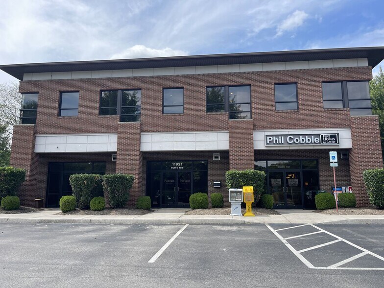Primary Photo Of 11921 Kingston Pike, Farragut Storefront For Lease