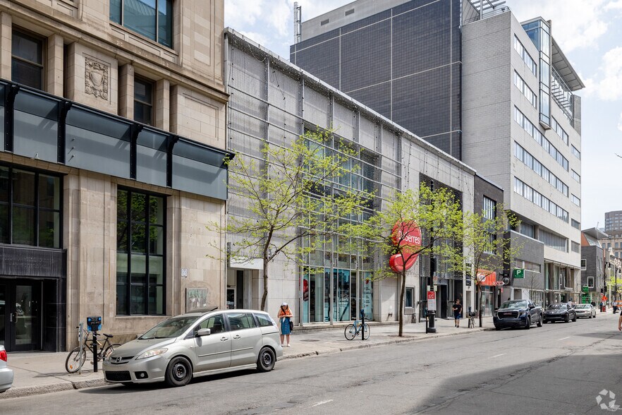 More Photos Of 332-334 Sainte-Catherine E, Montréal Office For Sale
