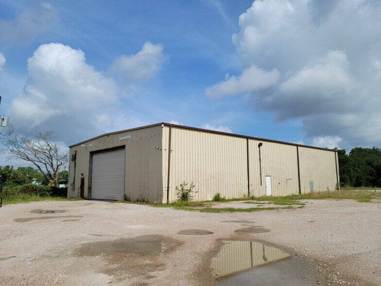 More Photos Of 5709 Almeda Genoa Rd, Houston Industrial For Lease